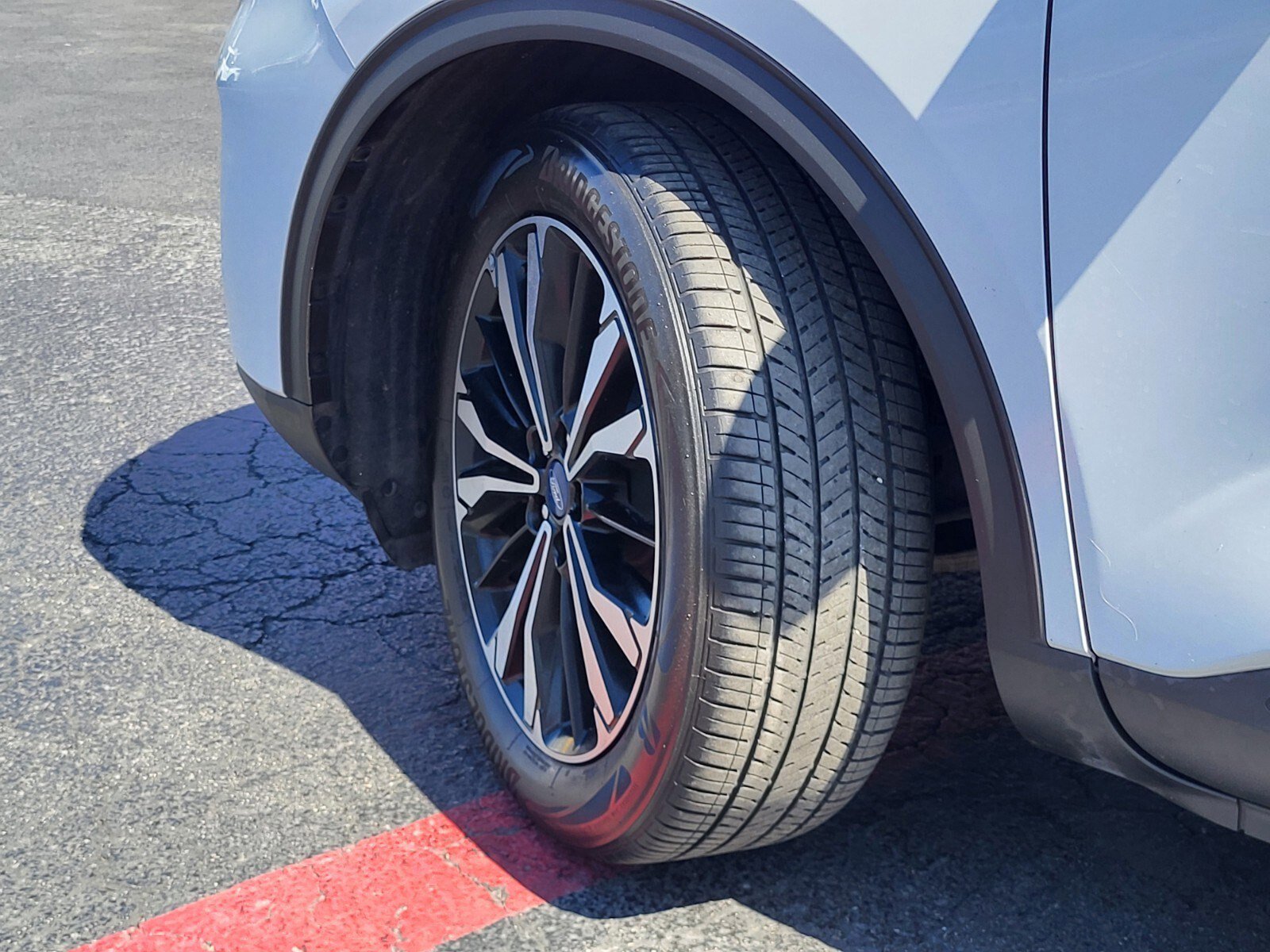 Certified 2022 Ford Escape SE w/ SE Sport Appearance Package image 32