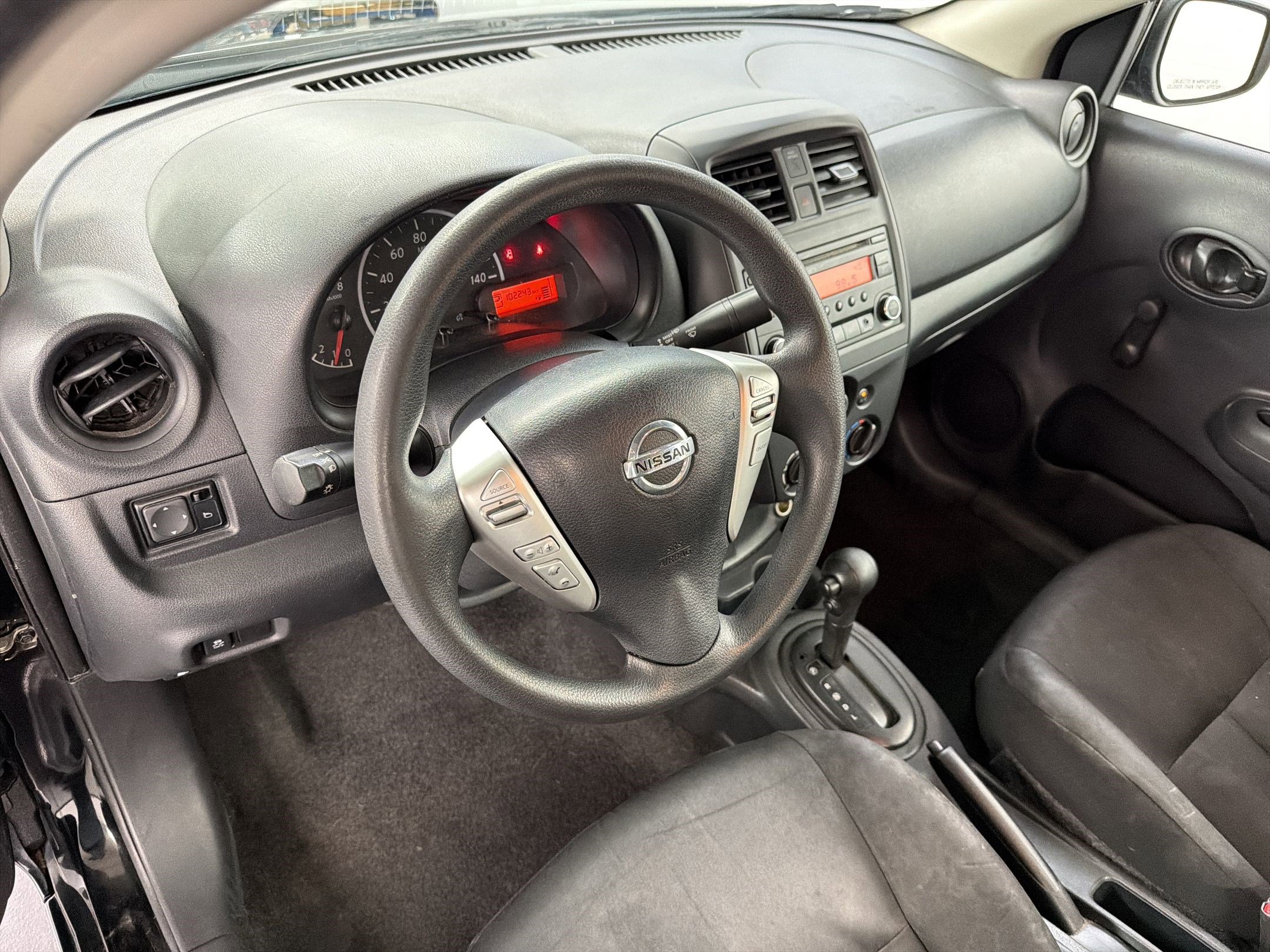 Used 2017 Nissan Versa S Plus FWD image 4