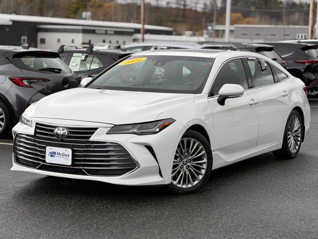 Used 2022 Toyota Avalon Limited w/ Advanced Safety Package FWD image 1