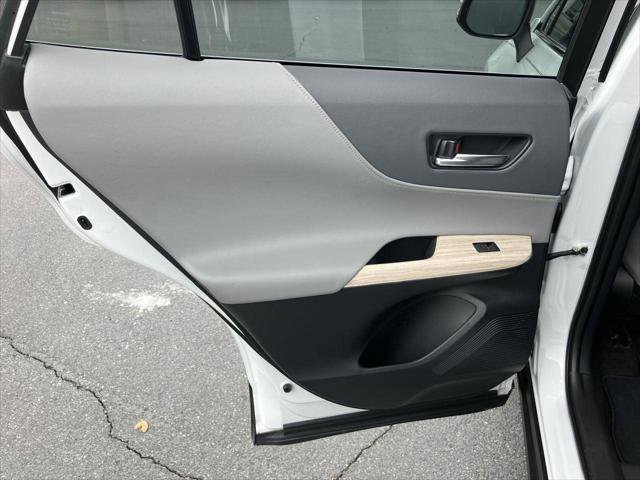 Certified 2024 Toyota Venza Limited image 26