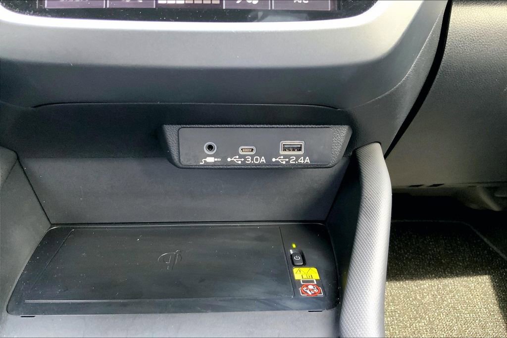 Certified 2025 Subaru Forester Limited image 15
