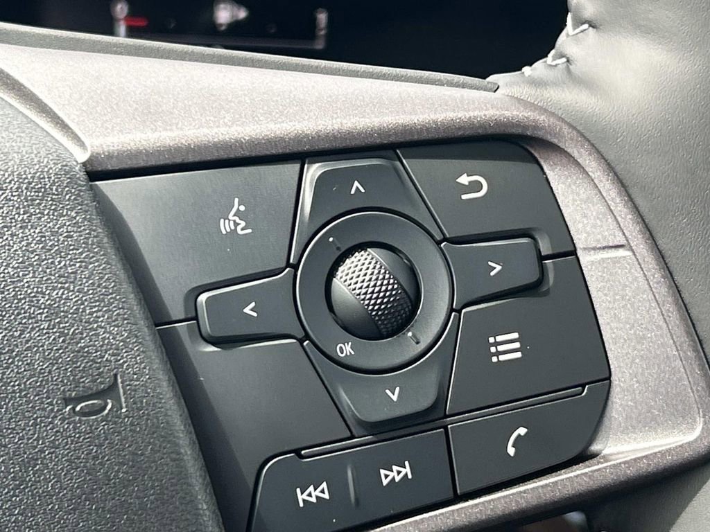 New 2026 Nissan Sentra SV w/ SV Convenience Package FWD image 27