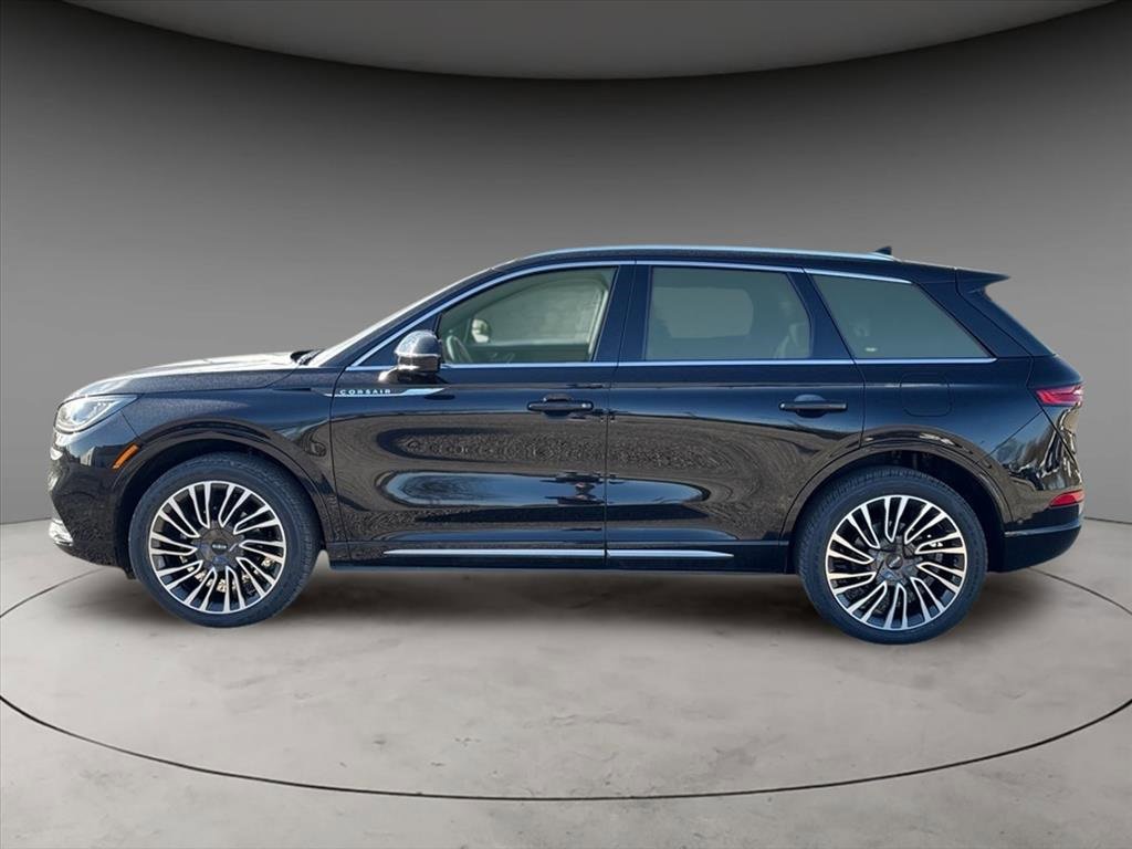 Used 2021 Lincoln Corsair Reserve image 2