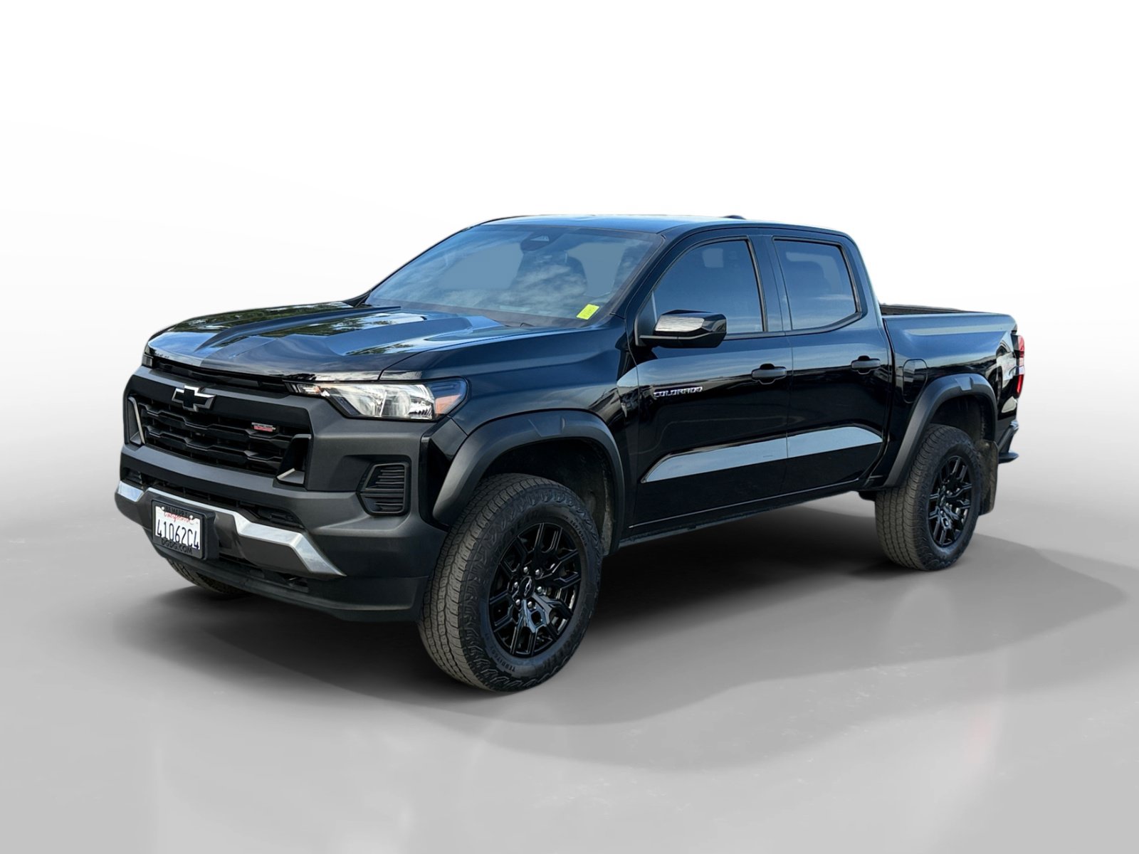 Used 2024 Chevrolet Colorado Trail Boss w/ Advanced Trailering Package AWD/4WD image 1