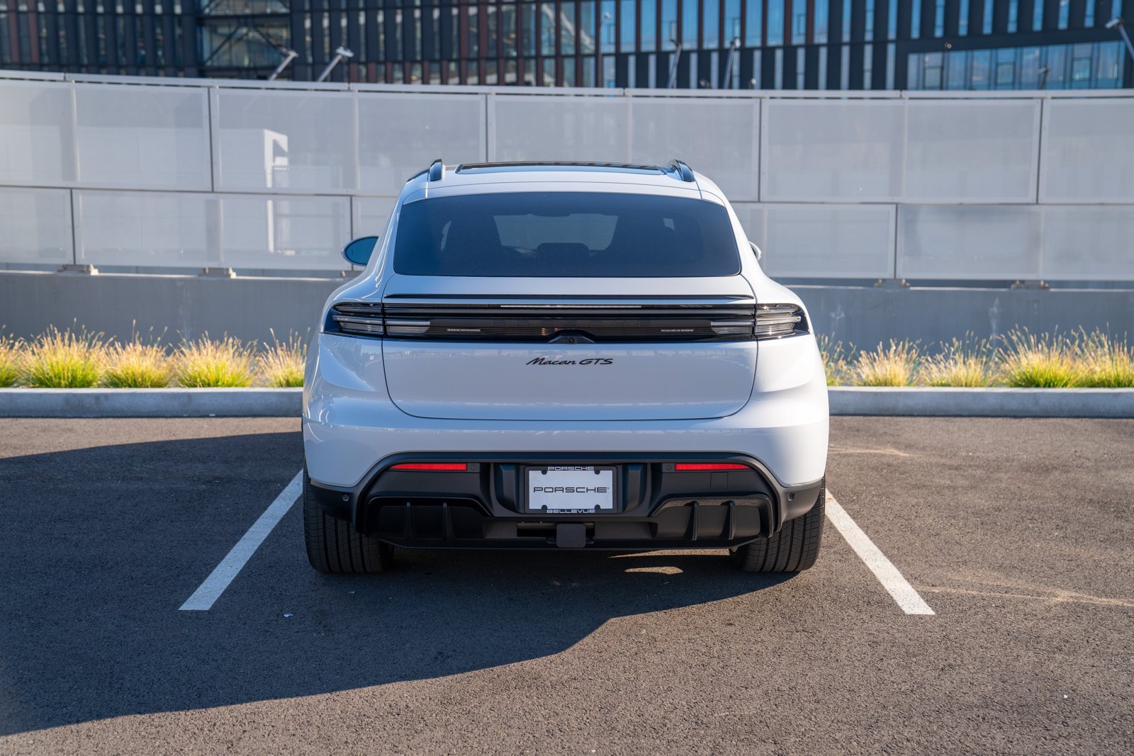Certified 2026 Porsche Macan GTS Electric AWD/4WD image 7