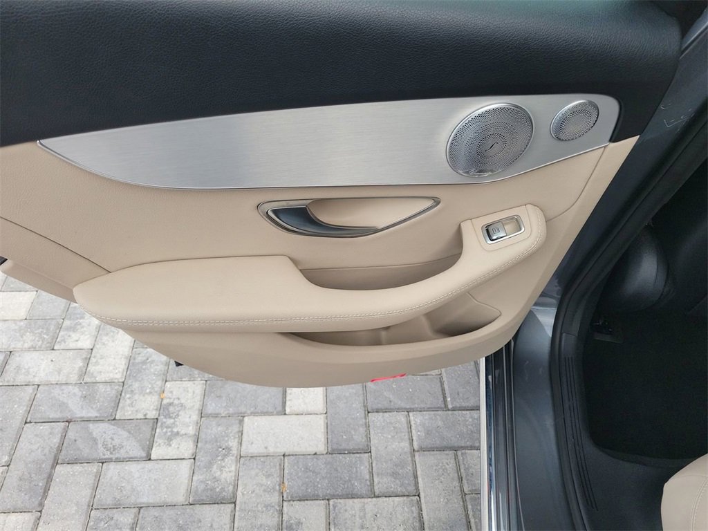 Used 2019 Mercedes-Benz C 300 Sedan image 22