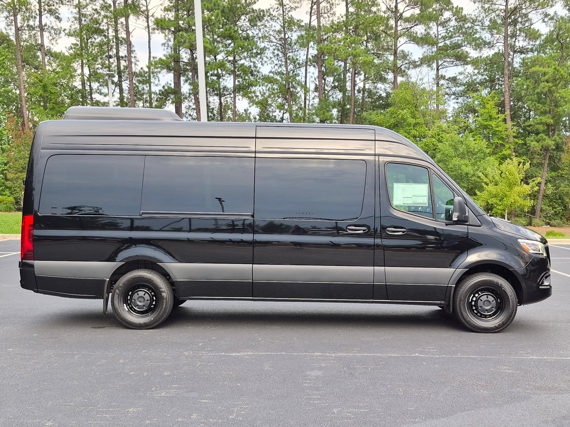 New 2026 Mercedes-Benz Sprinter 2500 image 11