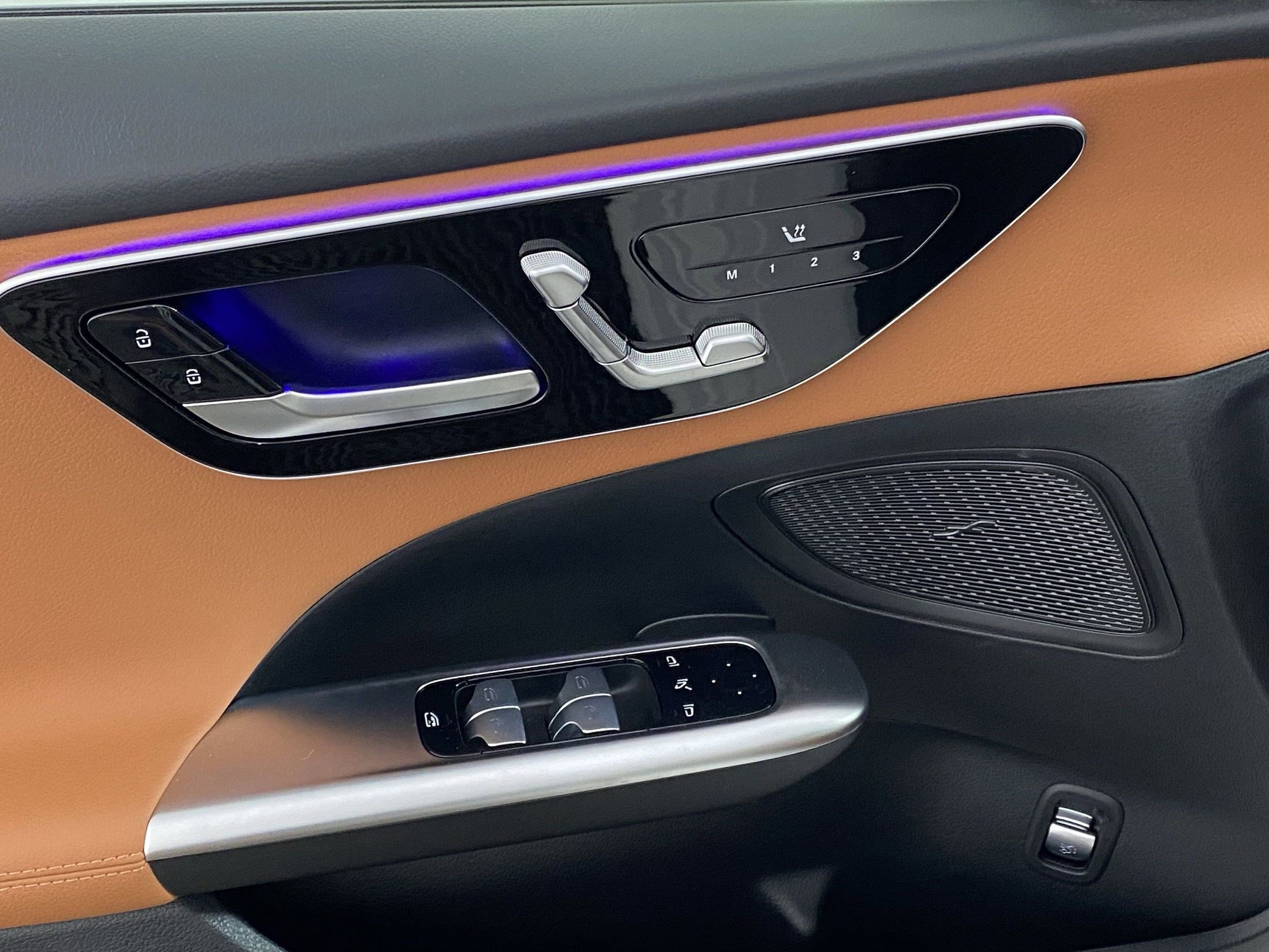 Used 2025 Mercedes-Benz C 300 C 300 image 23