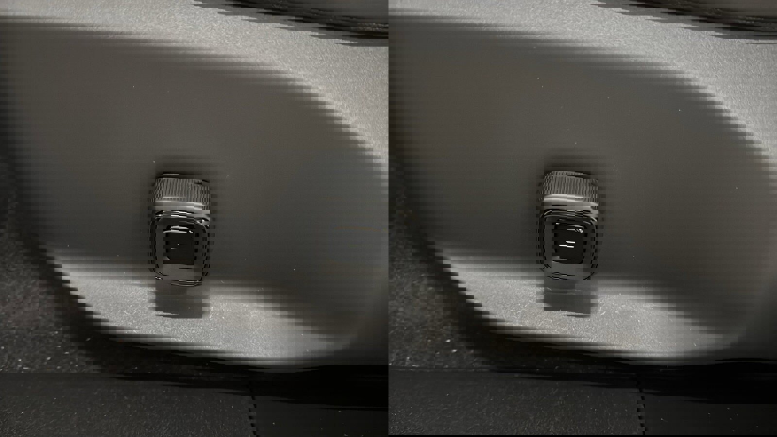 New 2026 Volvo EX30 Cross Country Ultra image 22