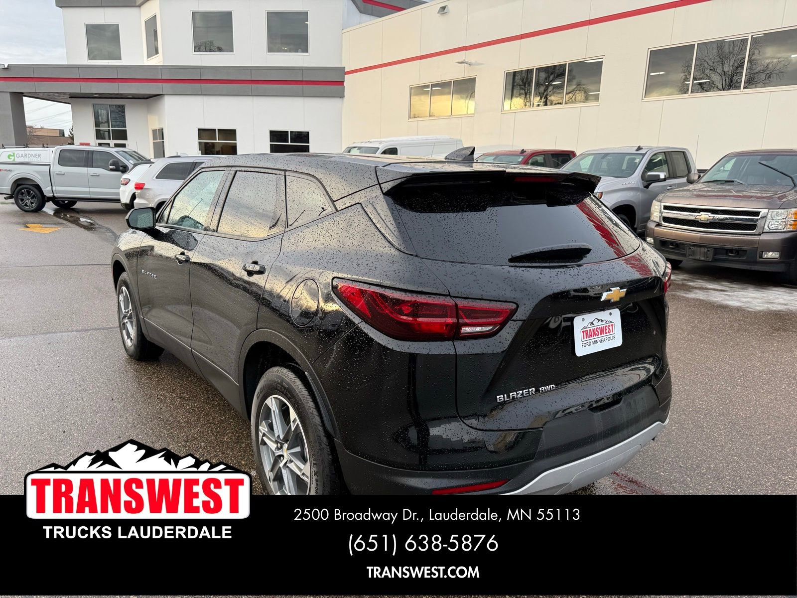 Used 2023 Chevrolet Blazer LT w/ Driver Confidence Package image 3