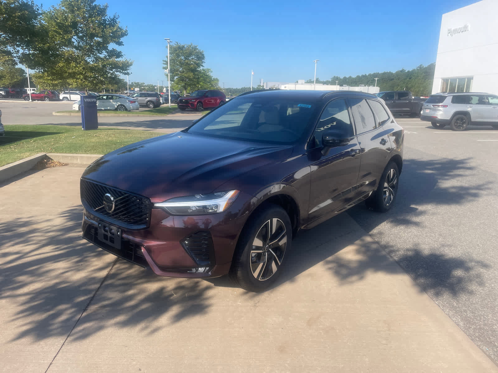 New 2026 Volvo XC60 B5 Plus w/ Protection Package Premier image 3