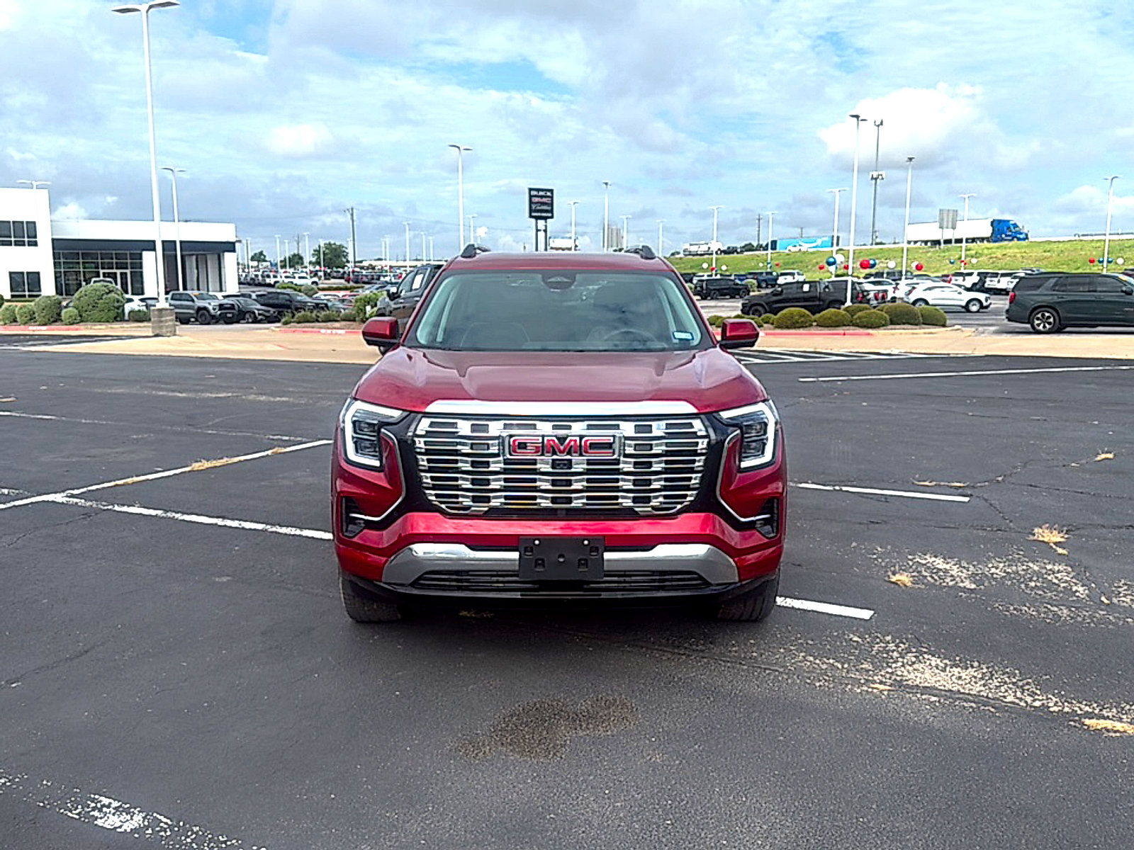 Used 2026 GMC Terrain Denali AWD/4WD image 2