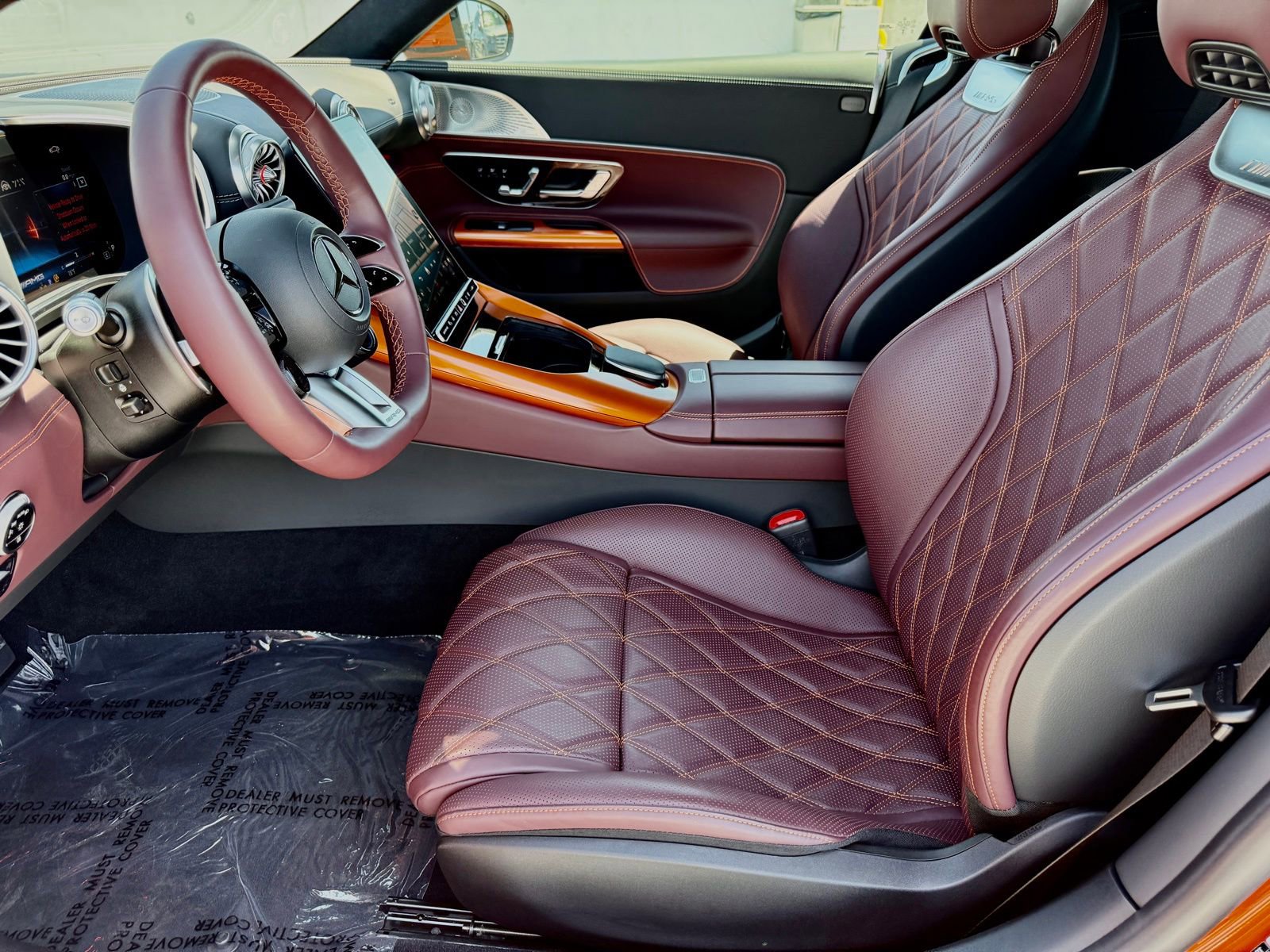 Used 2024 Mercedes-Benz SL 63 AMG 4MATIC image 17