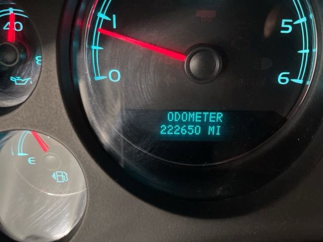 Used 2008 GMC Yukon Denali image 32