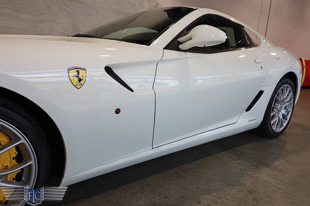 Used 2011 Ferrari 599 GTB Fiorano RWD image 11