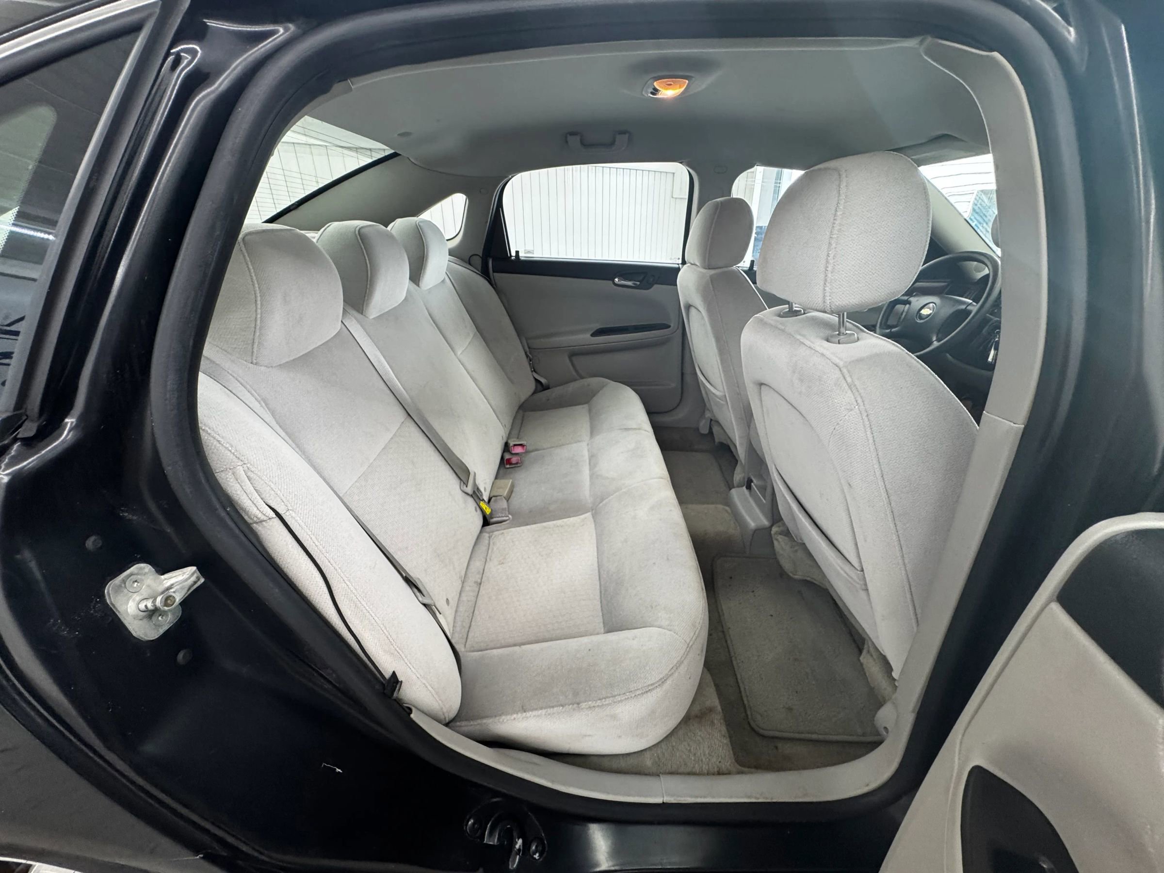 Used 2006 Chevrolet Impala LS image 12