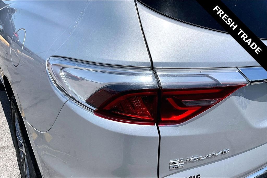 Used 2022 Buick Enclave Premium AWD/4WD image 21