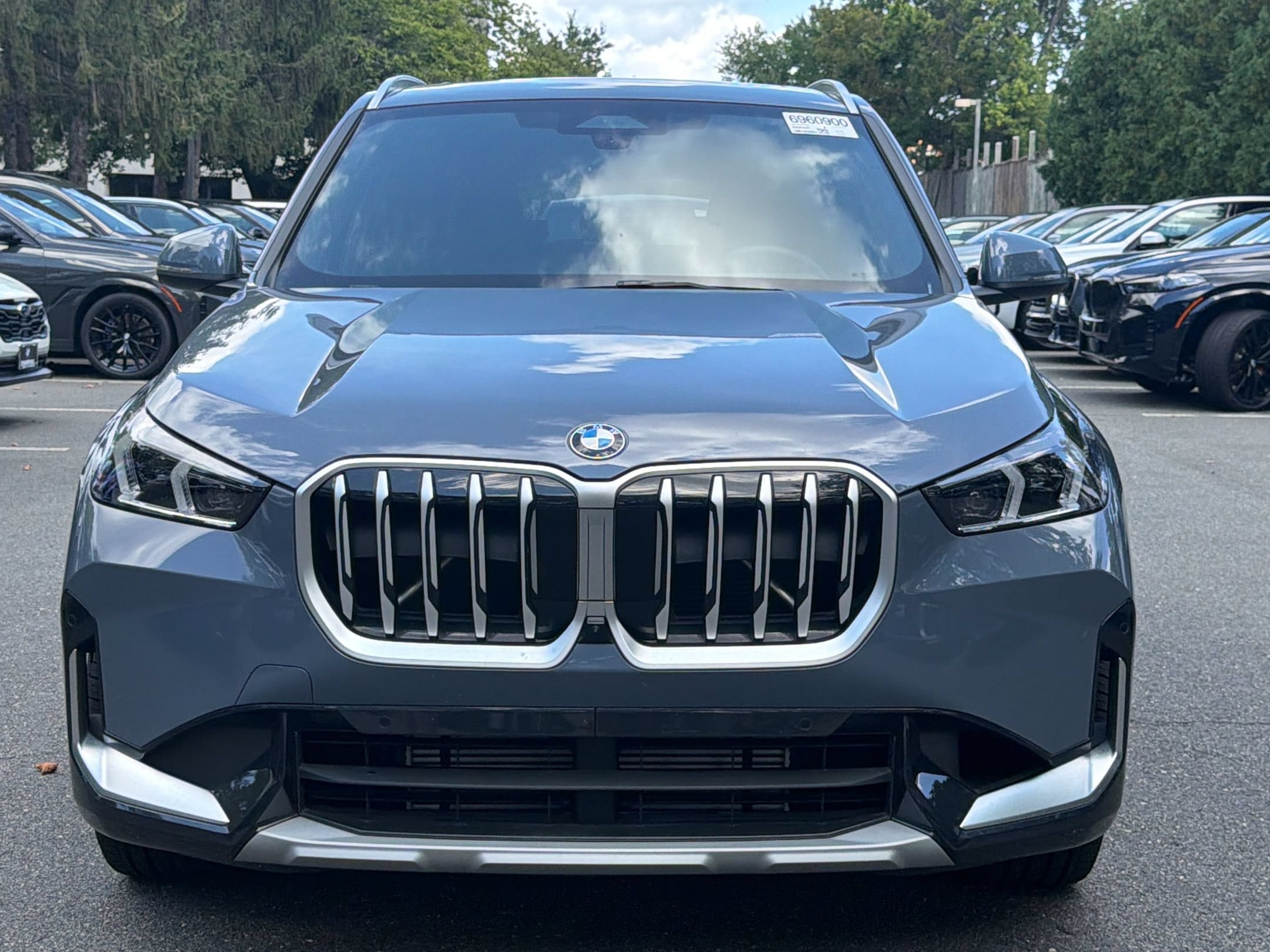 Certified 2025 BMW X2 xDrive28i AWD/4WD image 6