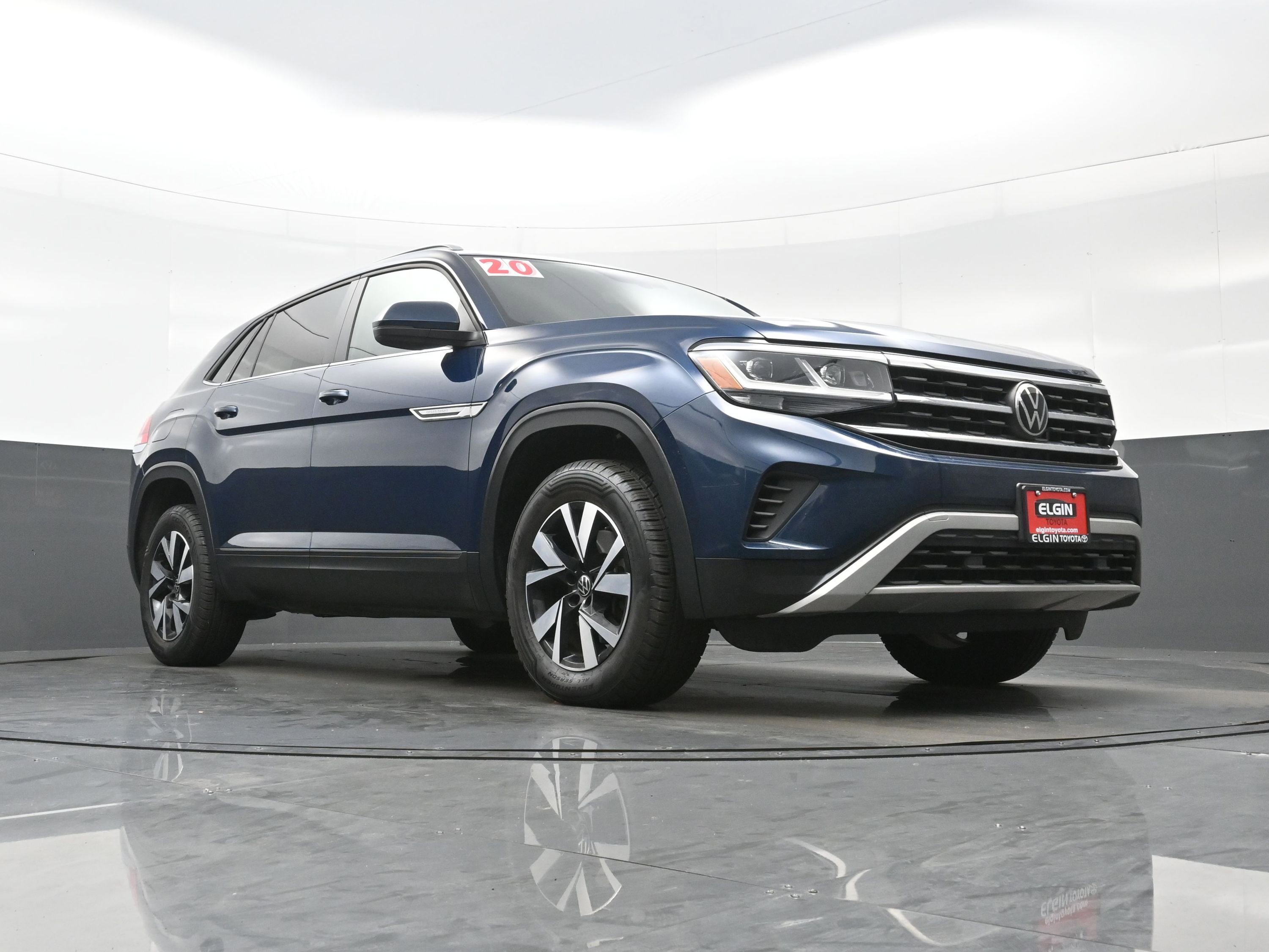 Used 2020 Volkswagen Atlas Cross Sport SE image 36