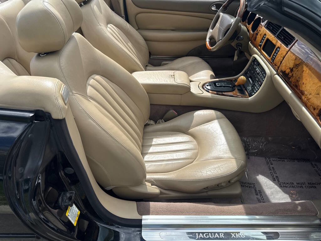 Used 2003 Jaguar XK8 Convertible RWD image 16