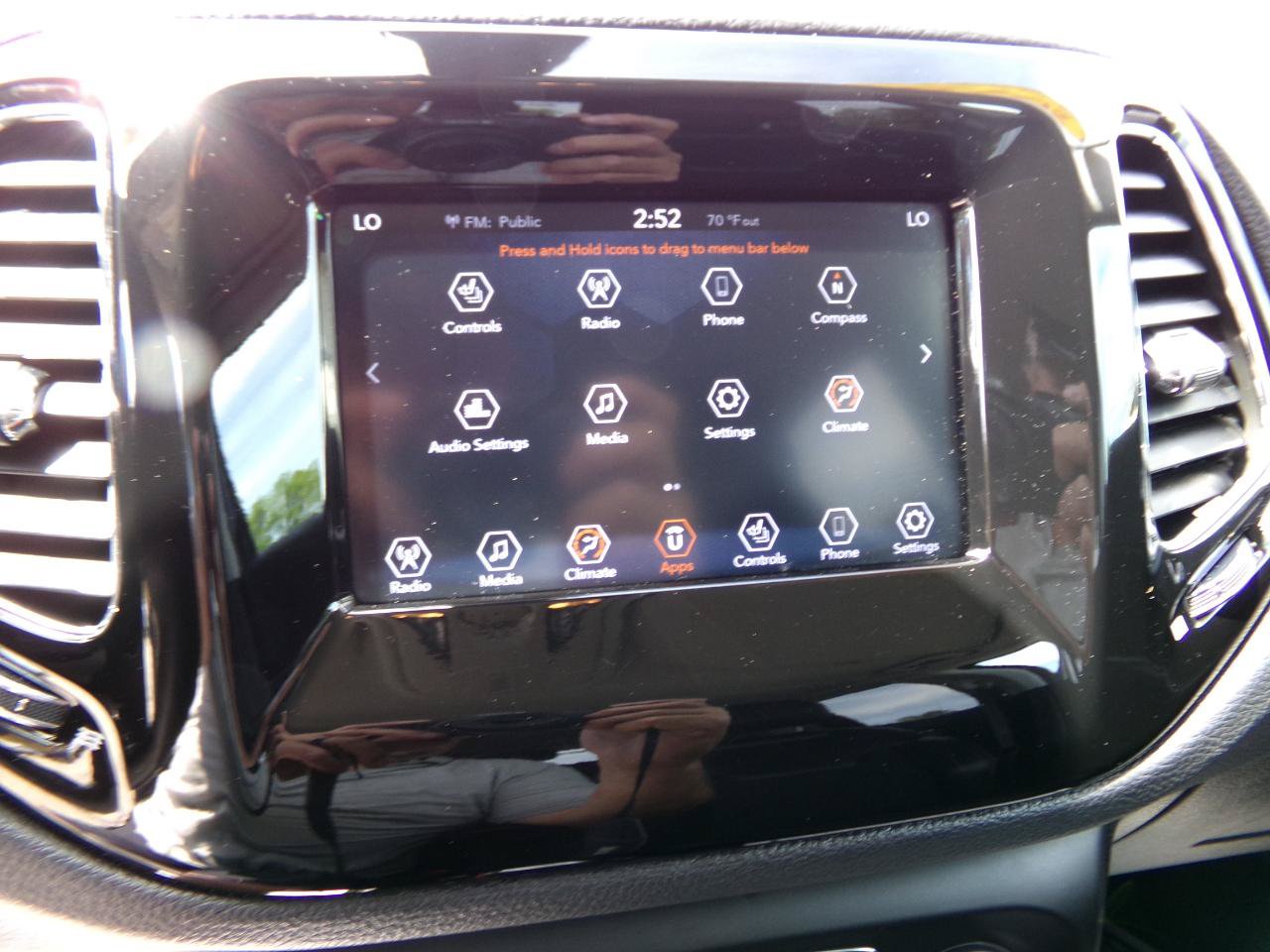 Used 2019 Jeep Compass Latitude AWD/4WD image 21