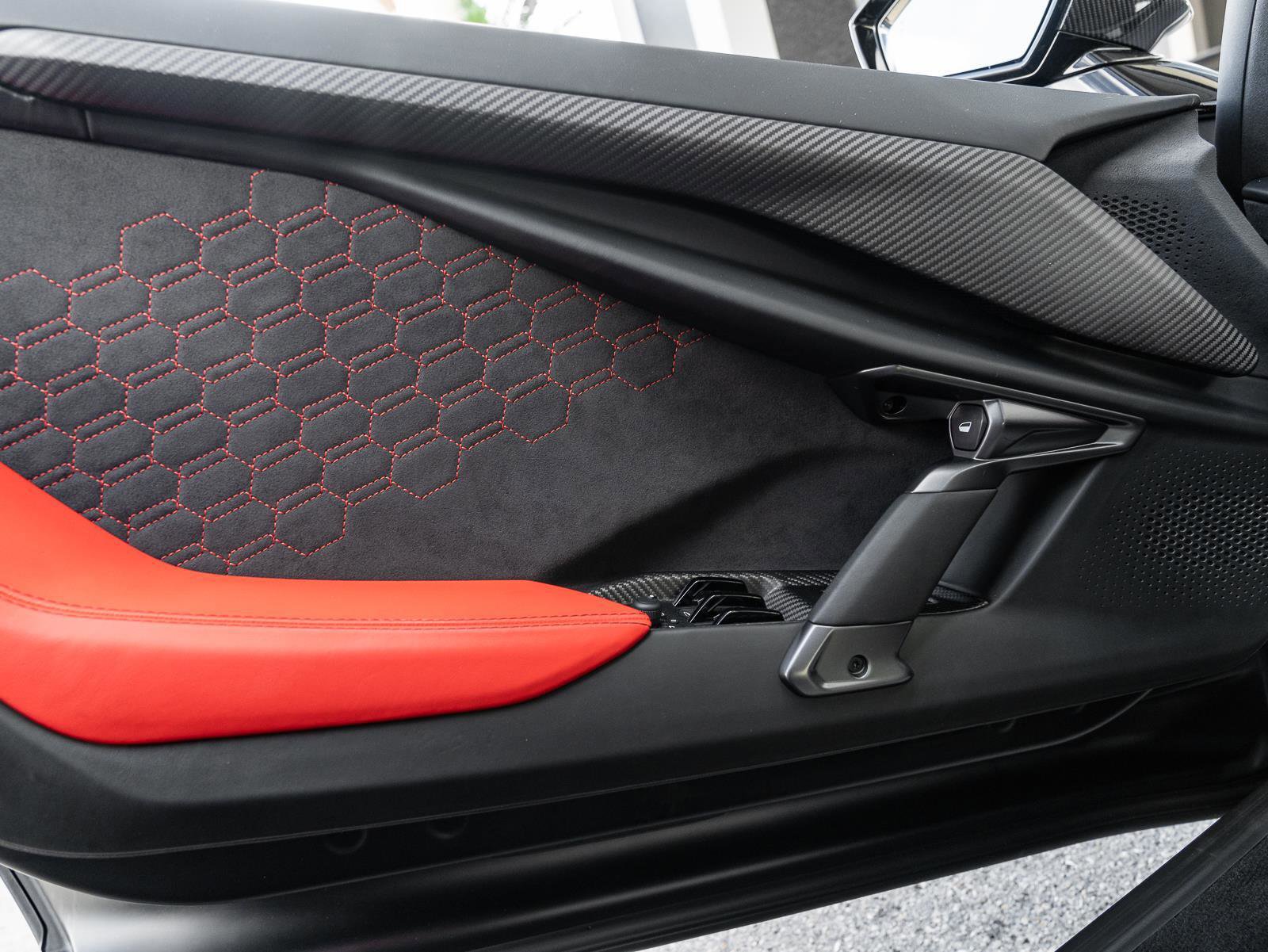 Used 2024 Lamborghini Revuelto image 26