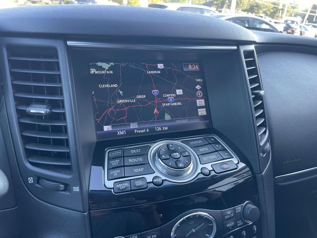 Used 2017 INFINITI QX70 AWD w/ Premium Package image 28
