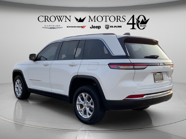 Used 2023 Jeep Grand Cherokee Limited AWD/4WD image 7