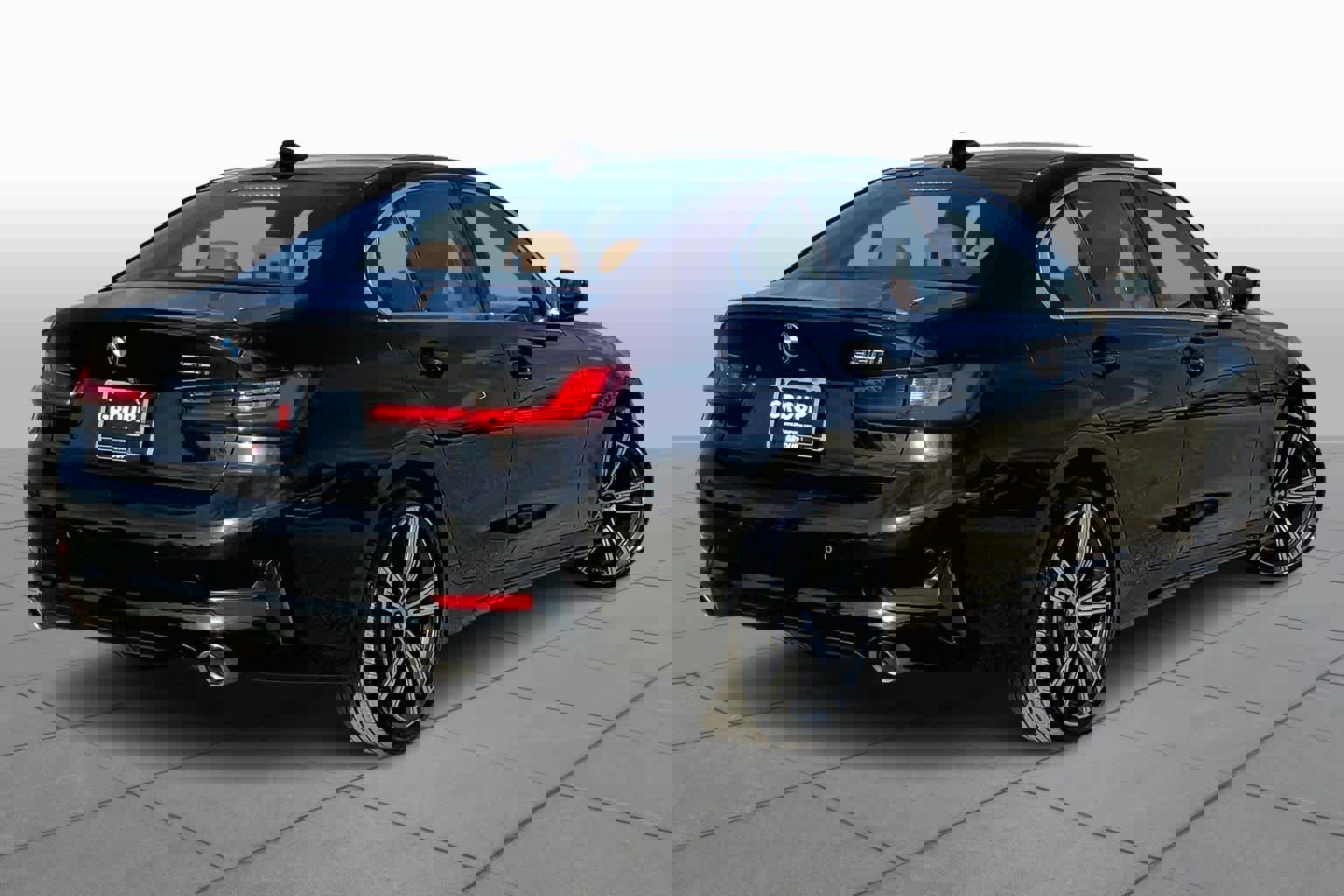 Used 2019 BMW 330i Sedan w/ Driving Assistance Package image 12