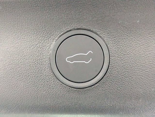 Used 2026 Tesla Model Y 2WD image 25