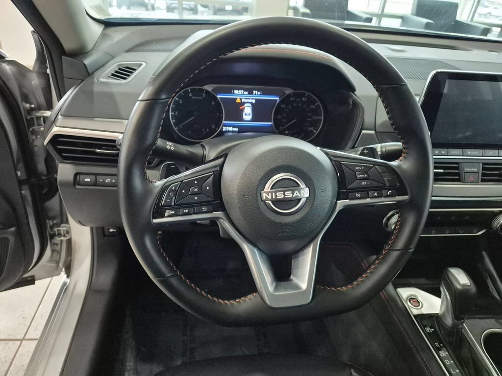 Used 2025 Nissan Altima 2.5 SR FWD image 20