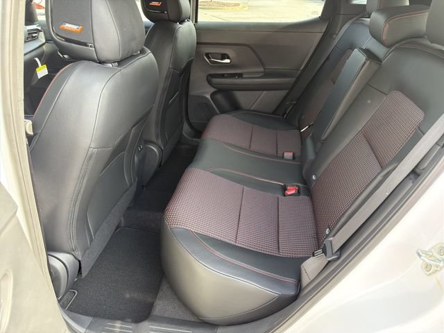 New 2026 Nissan Kicks SR w/ SR Premium Package FWD image 22