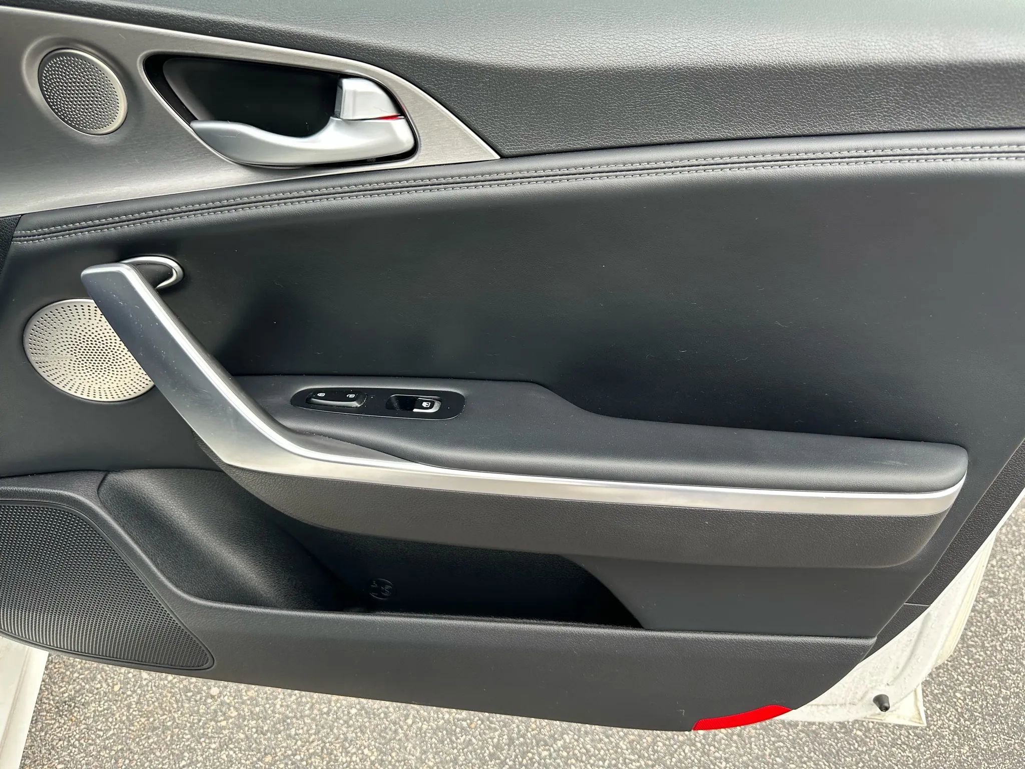 Used 2019 Kia Stinger GT2 image 19