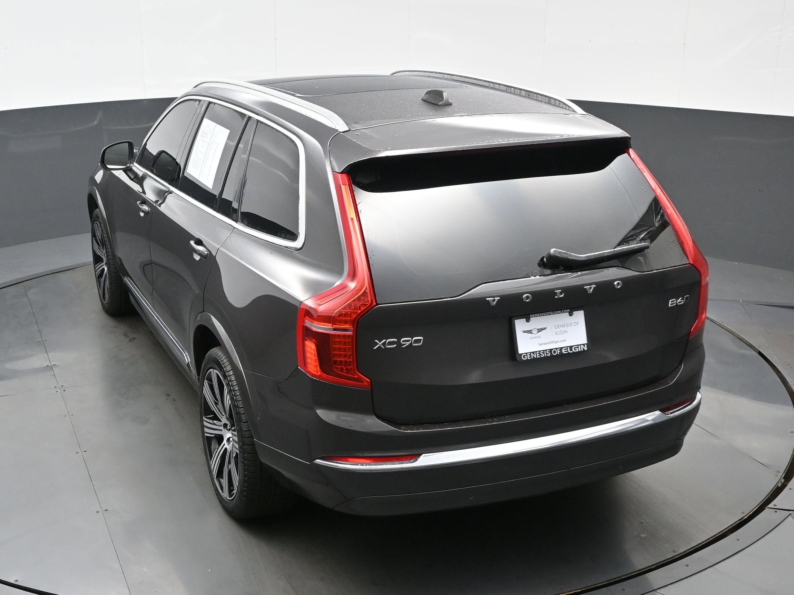 Used 2025 Volvo XC90 B6 Ultra w/ Protection Package image 39