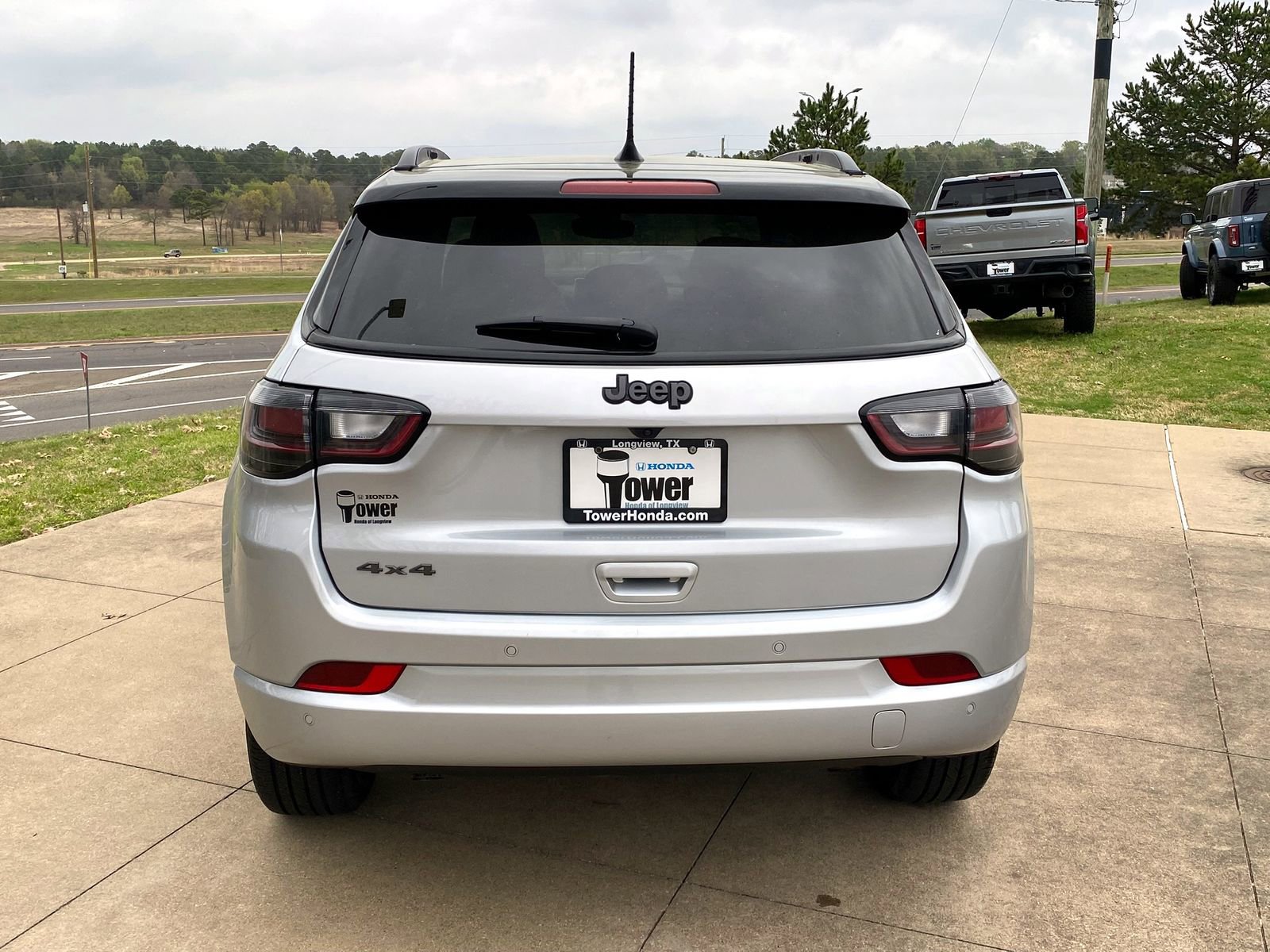 Used 2024 Jeep Compass Limited w/ High Altitude Package image 5