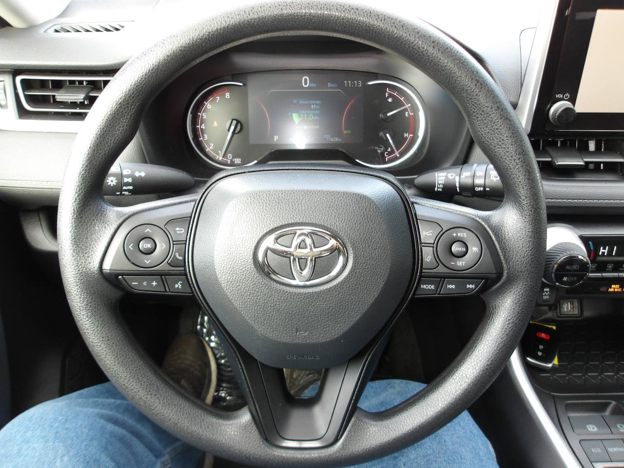 Used 2023 Toyota RAV4 XLE FWD image 14