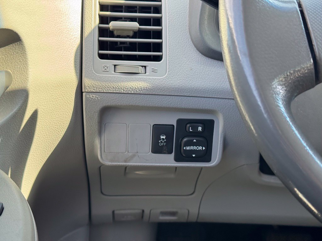 Used 2009 Toyota Corolla LE FWD image 29