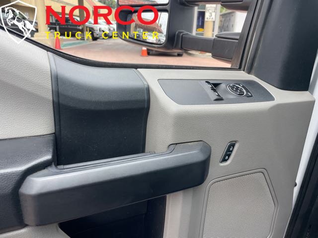 Used 2017 Ford F250 XL w/ Power Equipment Group RWD image 14