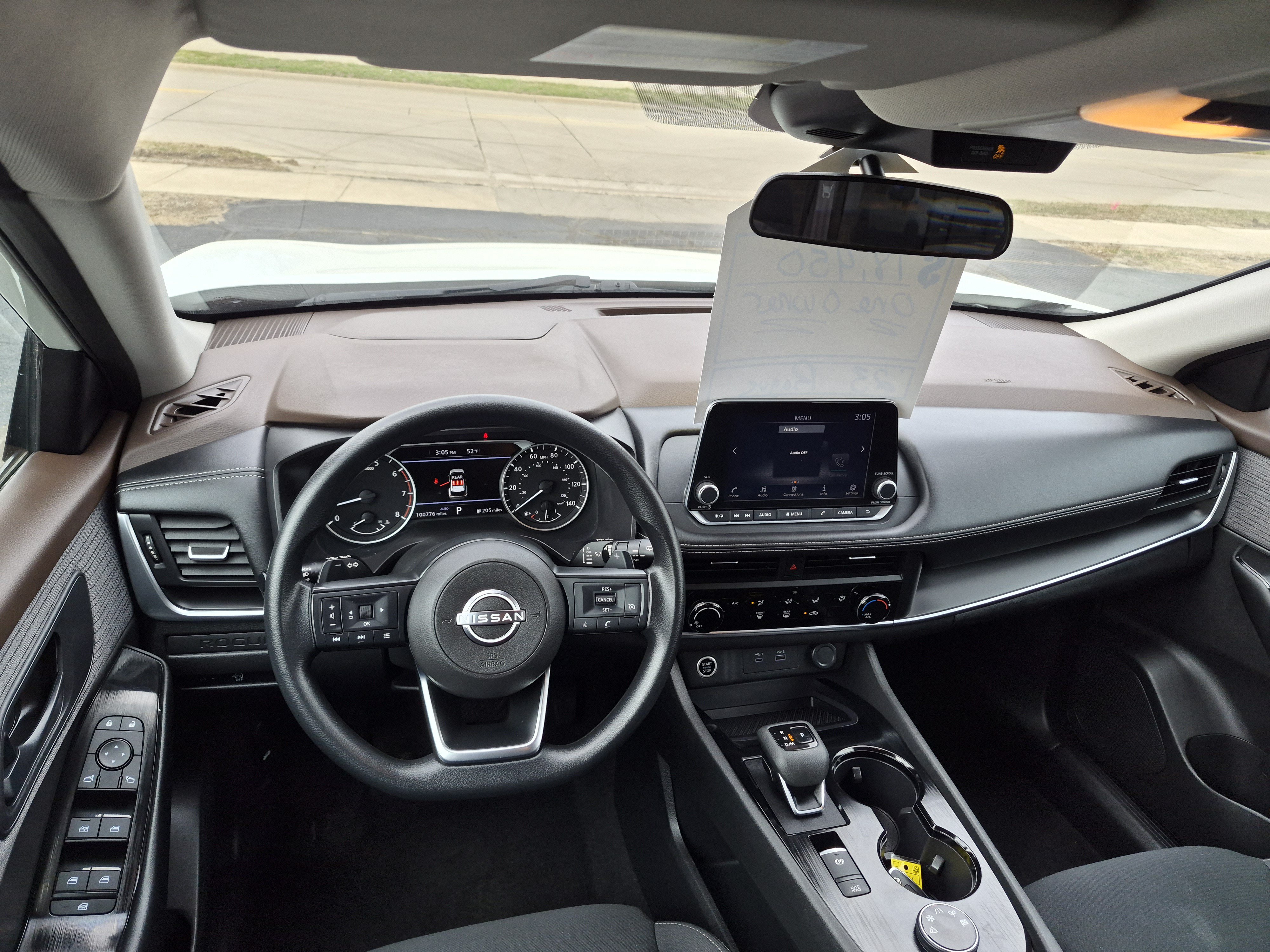 Used 2023 Nissan Rogue S AWD/4WD image 19