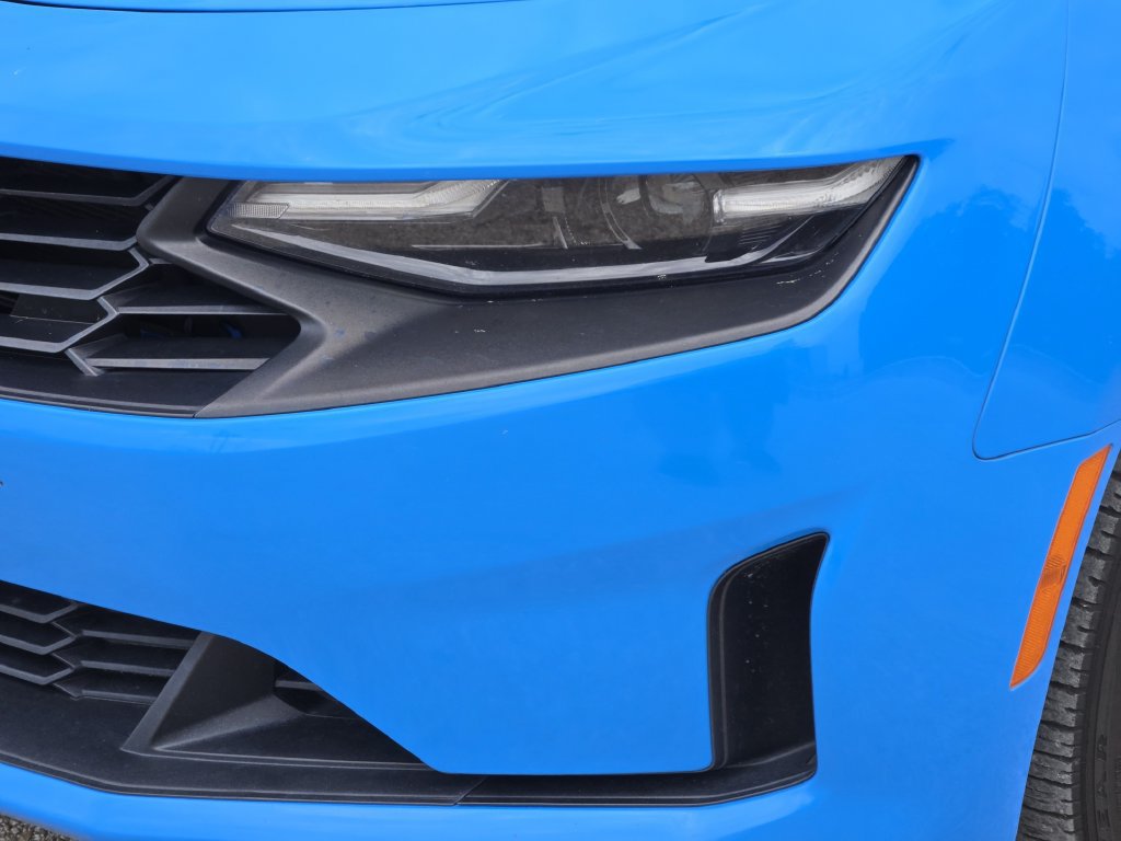 Used 2022 Chevrolet Camaro LT w/ Technology Package RWD image 9