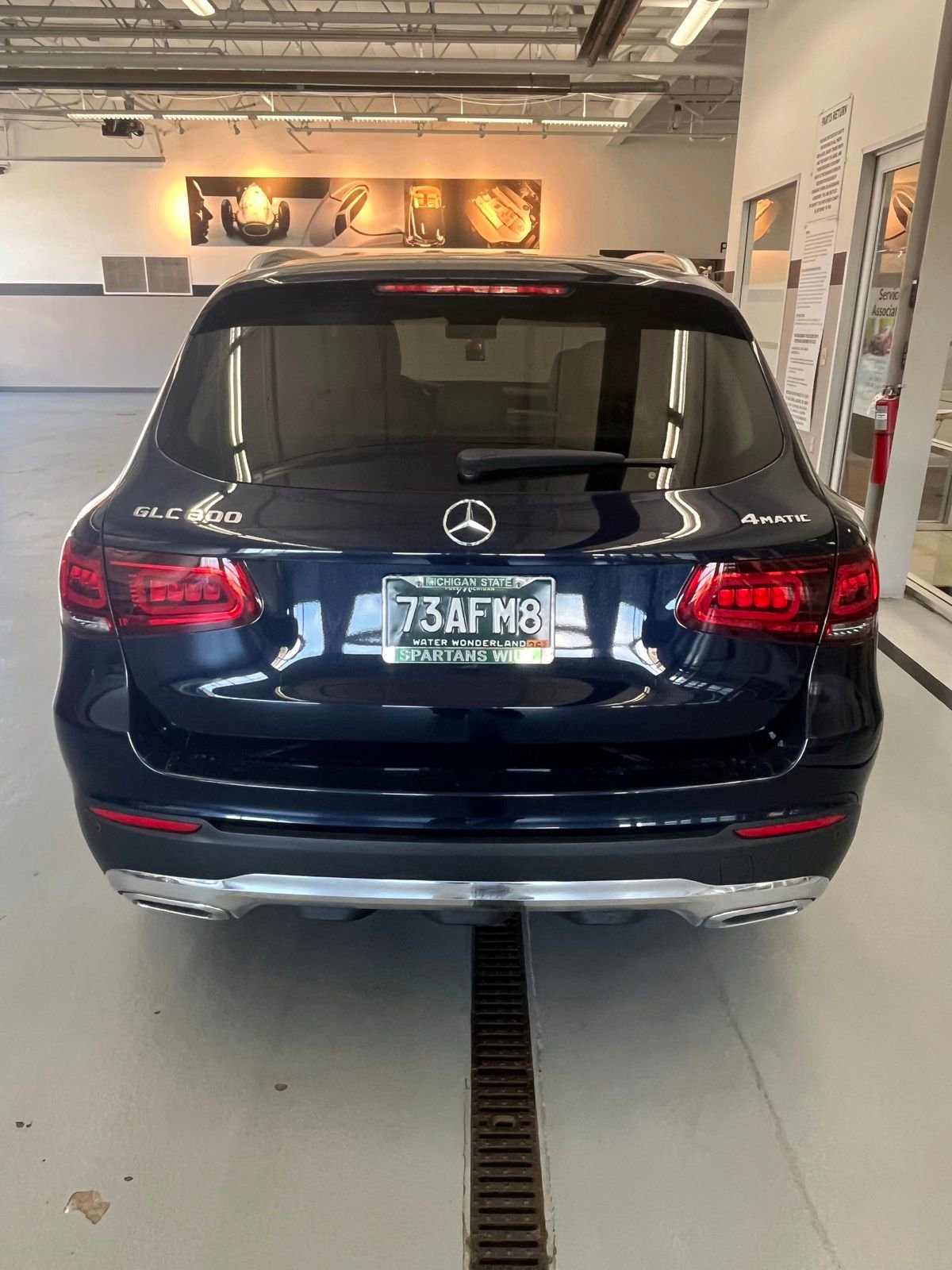 Used 2021 Mercedes-Benz GLC 300 4MATIC image 12