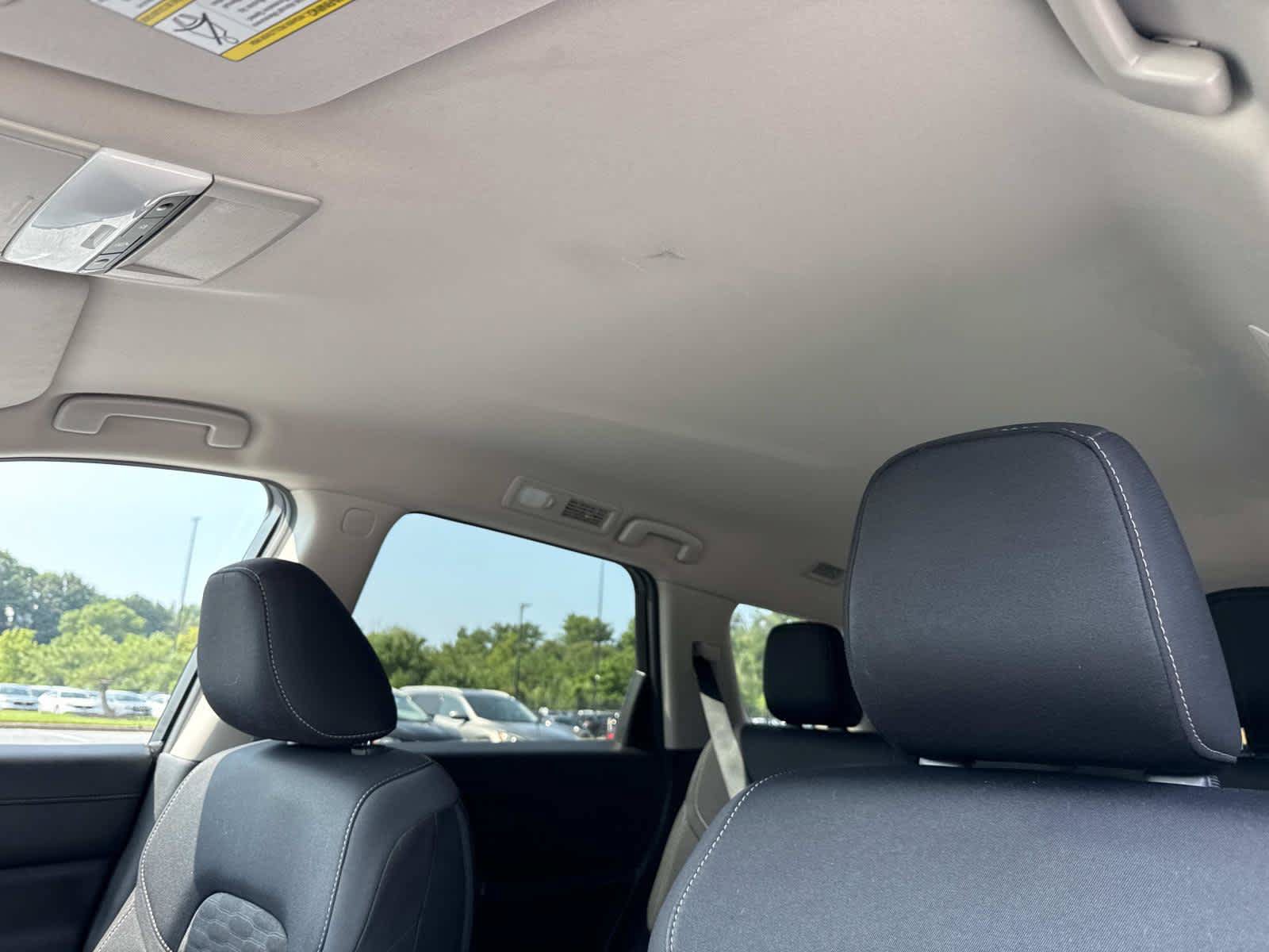 Used 2024 Nissan Pathfinder S AWD/4WD image 4