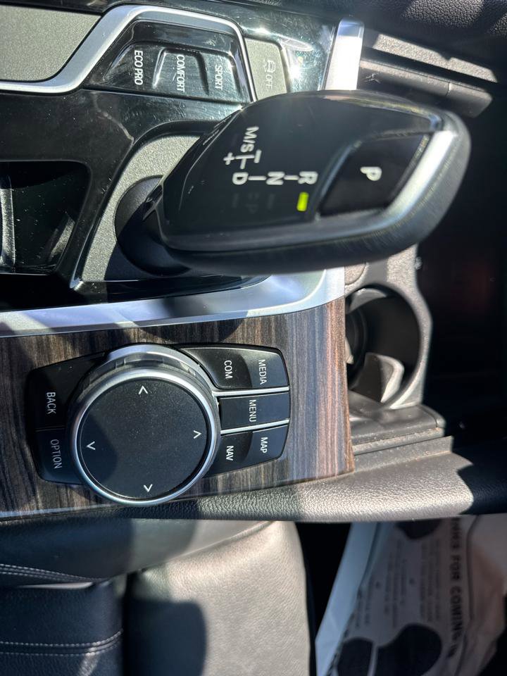Used 2019 BMW 530i xDrive w/ Convenience Package AWD/4WD image 37