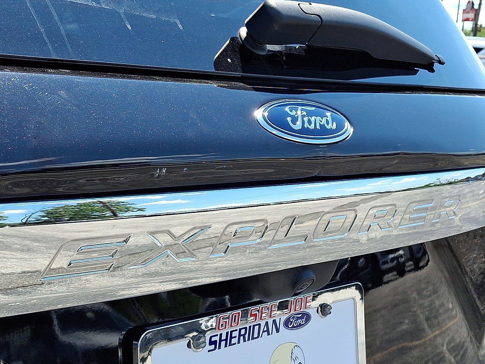 Certified 2023 Ford Explorer King Ranch AWD/4WD image 37