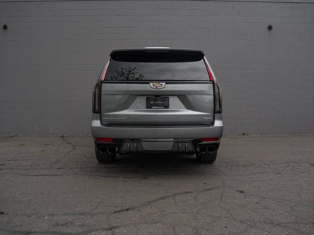 Used 2023 Cadillac Escalade V AWD/4WD image 6