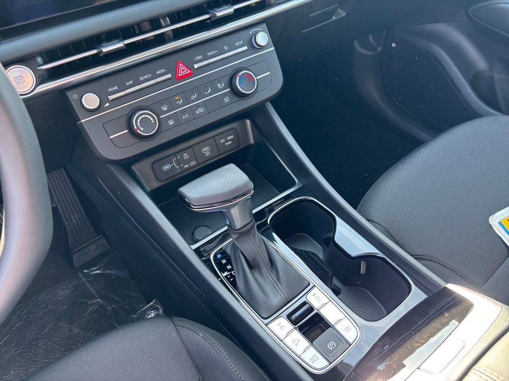 New 2025 Hyundai Tucson SE image 22