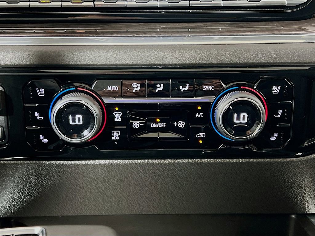 Used 2023 Chevrolet Silverado 1500 LTZ w/ LTZ Premium Package image 15