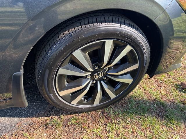 Used 2022 Honda Civic EX image 17
