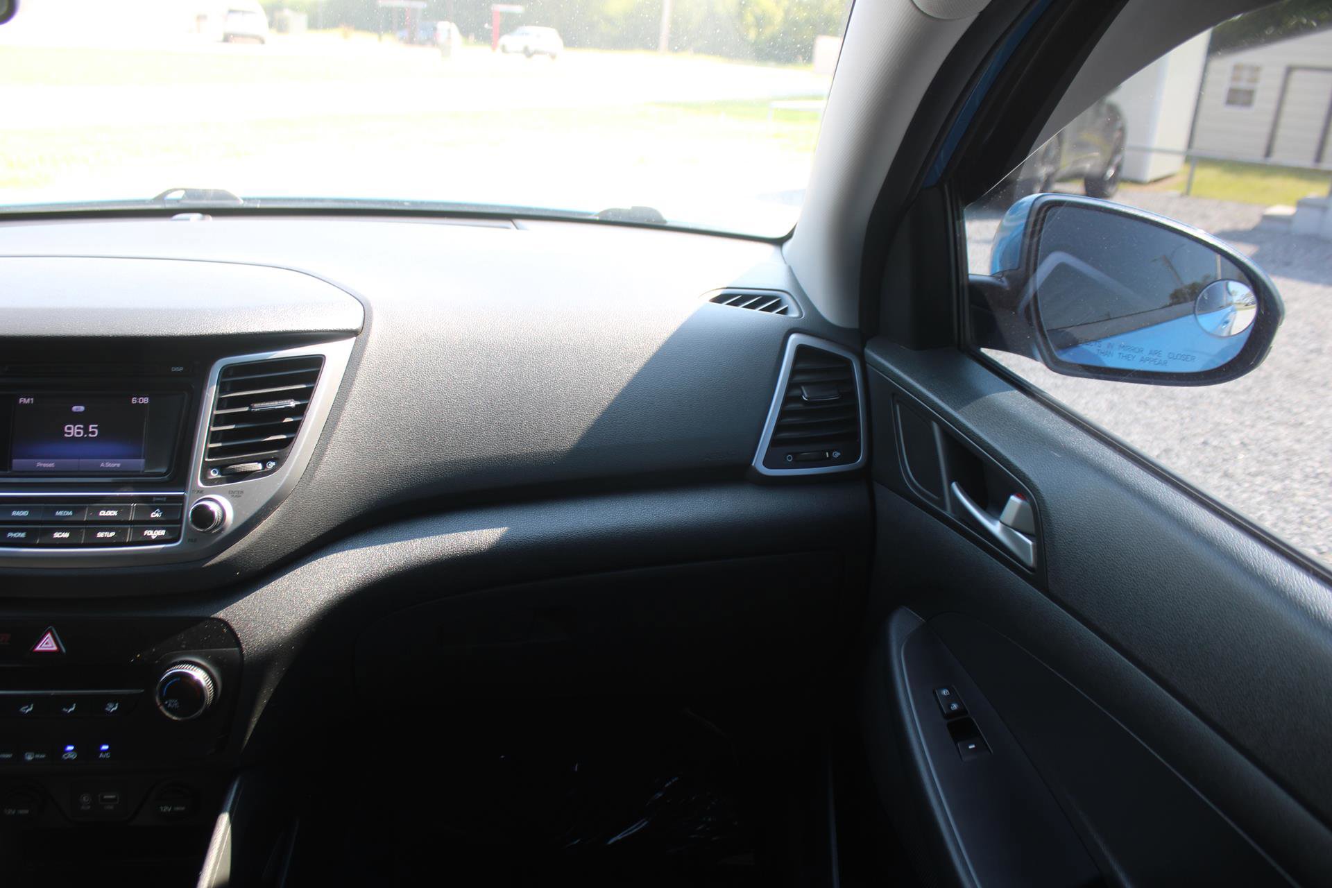 Used 2017 Hyundai Tucson Eco w/ Cargo Package image 17