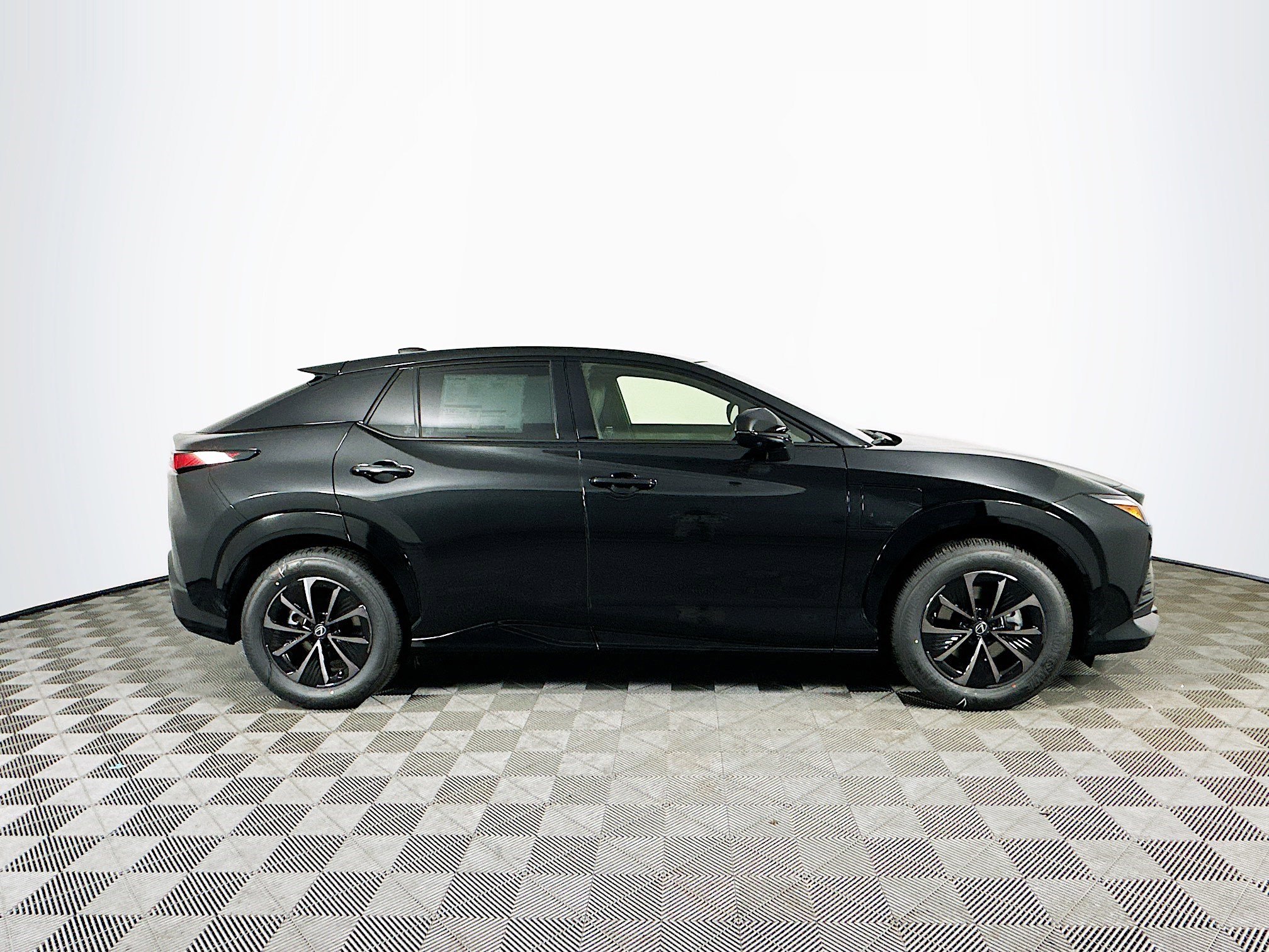 New 2026 Lexus RZ 450e AWD image 8
